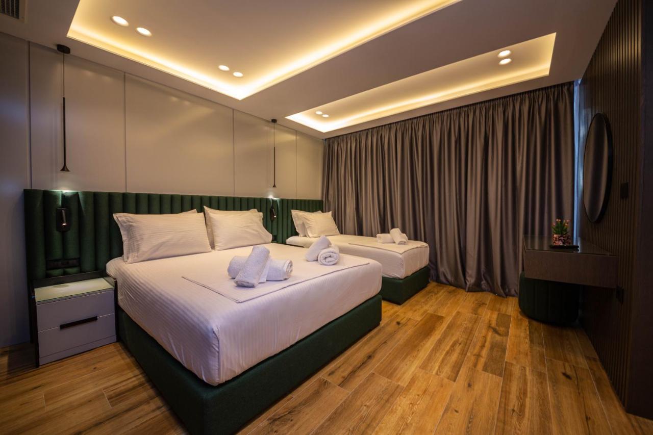 סרנדה Hotel Lili-1 מראה חיצוני תמונה